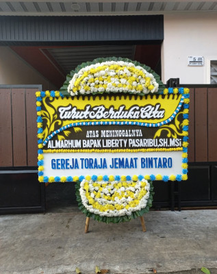 Papan Bunga Duka di Tlilir